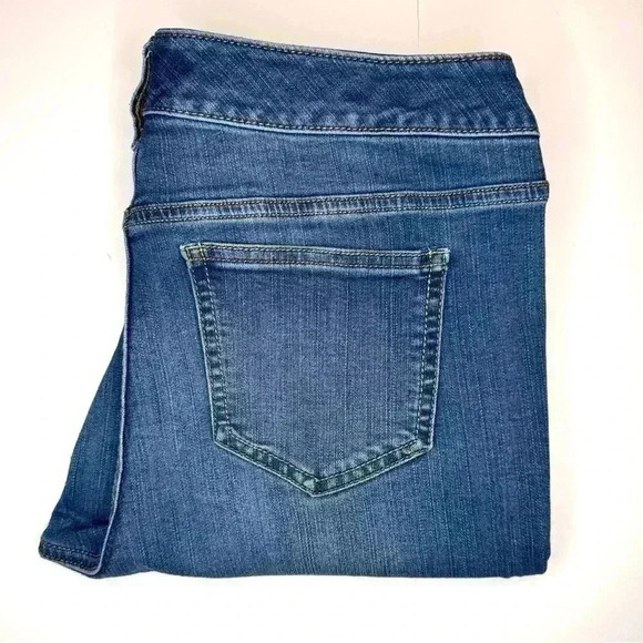 Torrid Women’s Premium Stretch Skinny Jeans Size - 10R - Picture 12 of 13